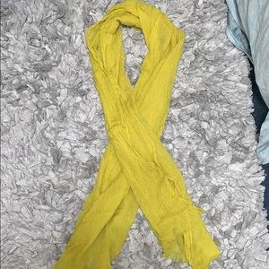 Gold/Yellow Scarf!